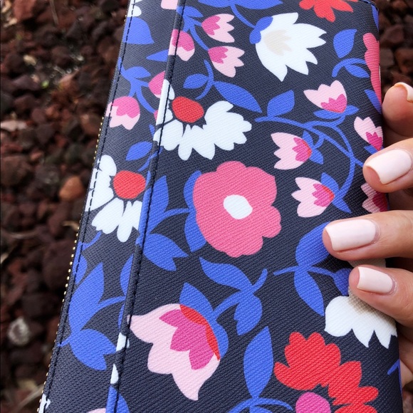 👛Kate Spade Wallet👛 New With Tag - Picture 3 of 7